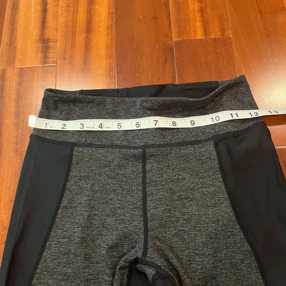 Free People FP Movement Gray Black Leggings Pants Athletic Active‎ Size Small